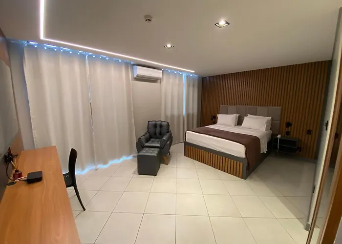Millenium Hotel Flats-Particular